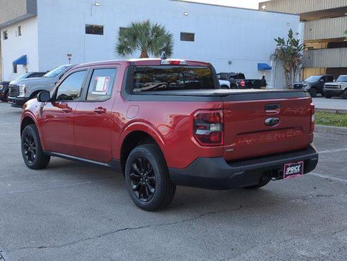 2023 Ford Maverick Lariat
