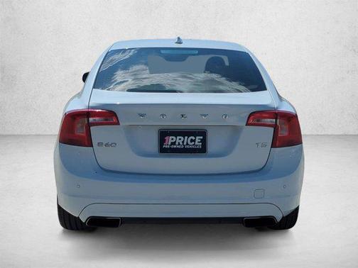 Crystal White Pearl 2015 Volvo S60 T5 Premier