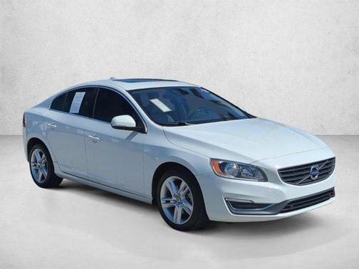 Crystal White Pearl 2015 Volvo S60 T5 Premier