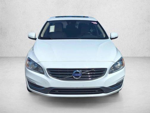 Crystal White Pearl 2015 Volvo S60 T5 Premier