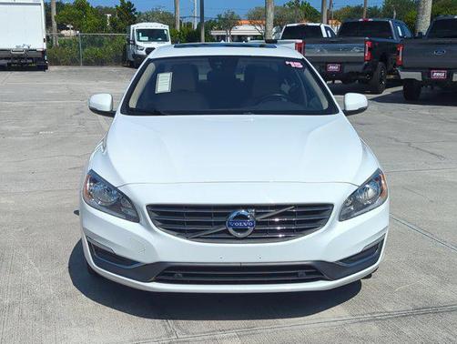 Crystal White Pearl 2015 Volvo S60 T5 Premier