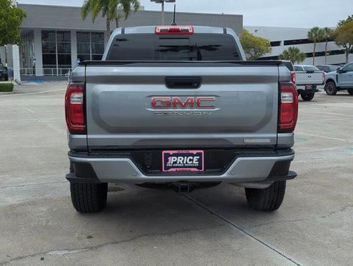 2025 GMC Canyon Elevation