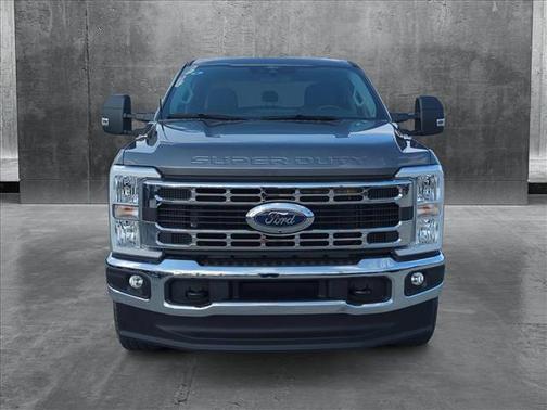 2025 Ford F-350 XLT