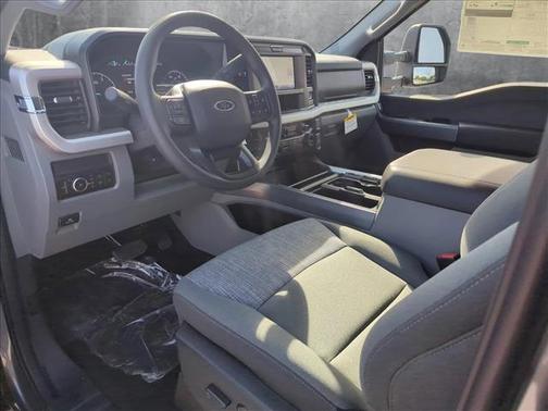 2025 Ford F-350 XLT