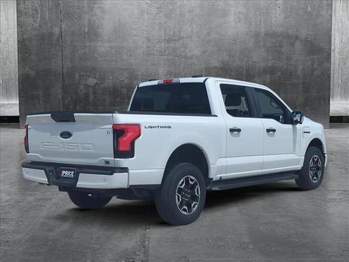 2023 Ford F-150 Lightning XLT