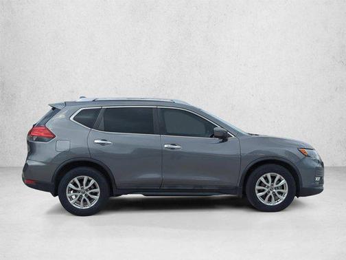 Gun Metallic 2017 Nissan Rogue SV
