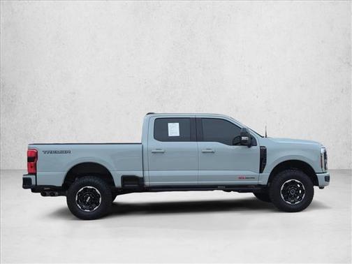 2025 Ford F-250 Platinum