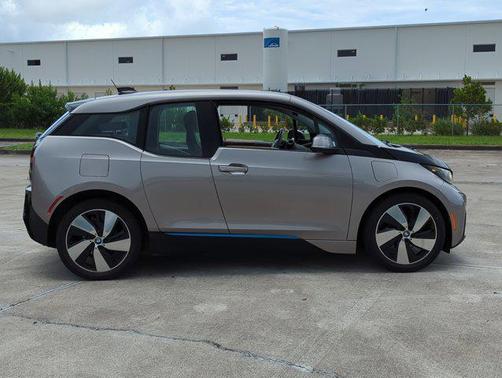2014 BMW i3 Base w/Range Extender