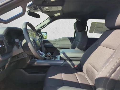 Oxford White 2026 Ford F-150 XLT