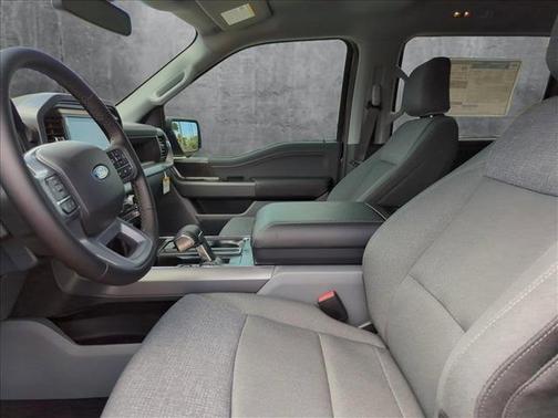 2025 Ford F-150 Lightning XLT