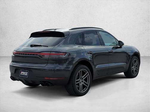 Volcano Grey Metallic 2021 Porsche Macan Macan