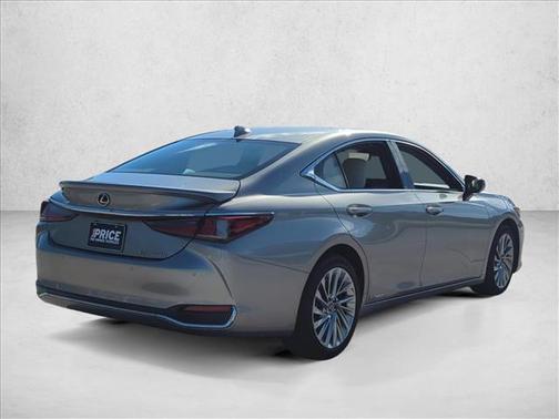 2021 Lexus ES 300h Ultra Luxury