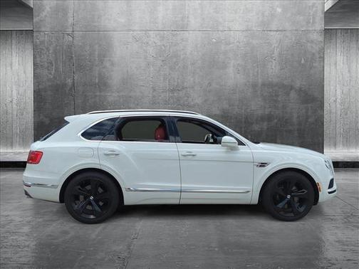 2020 Bentley Bentayga V8