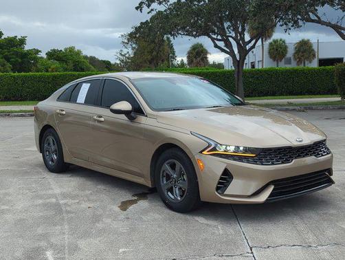 2021 Kia K5 LXS