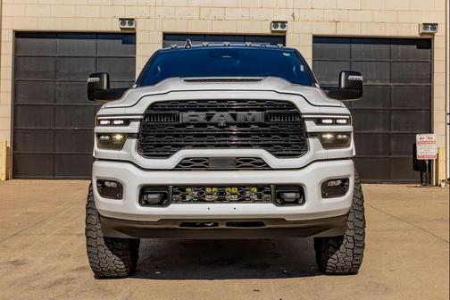 2025 RAM 3500 Limited Mega Cab 4x4 6'4' Box