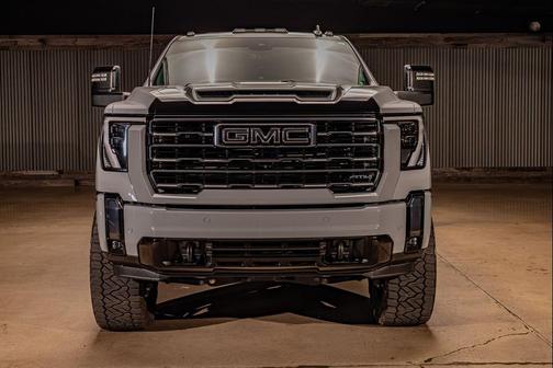 2024 GMC Sierra 2500 AT4