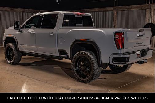 2024 GMC Sierra 2500 AT4