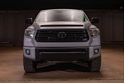 Cement 2021 Toyota Tundra SR5