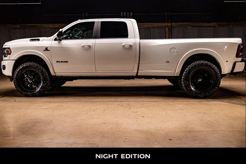 2022 RAM 3500 Limited Crew Cab 4x4 8' Box