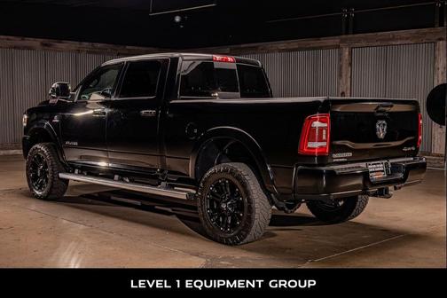 Diamond Black Crystal Pearlcoat 2020 RAM 2500 Laramie Crew Cab 4x4 6'4' Box
