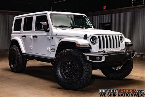 Bright White Clearcoat 2020 Jeep Wrangler Unlimited Sahara