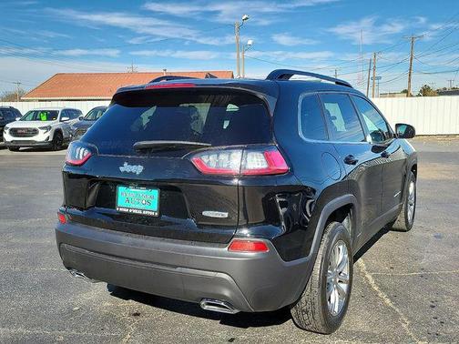 2022 Jeep Cherokee Latitude Lux