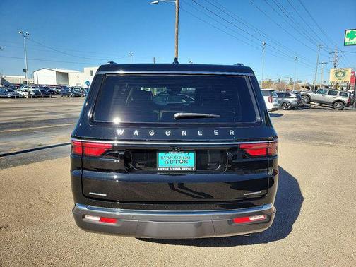 2022 Jeep Wagoneer Series III 4x4