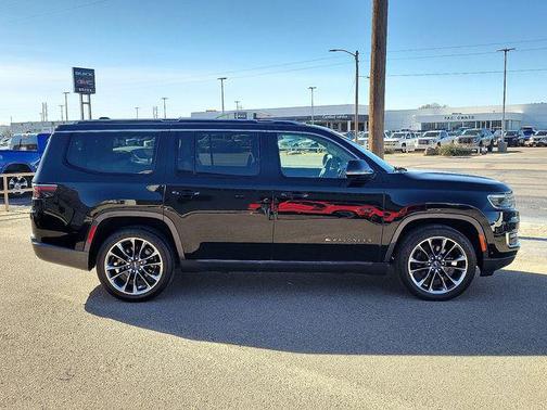 2022 Jeep Wagoneer Series III 4x4