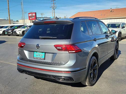 2023 Volkswagen Tiguan 2.0T SE R-Line Black