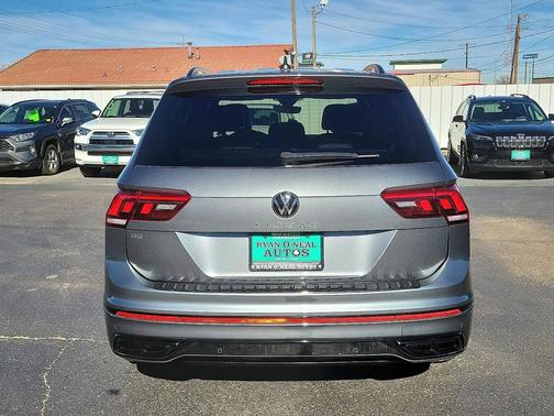 2023 Volkswagen Tiguan 2.0T SE R-Line Black