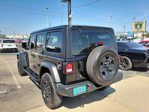 2022 Jeep Wrangler Unlimited Sport