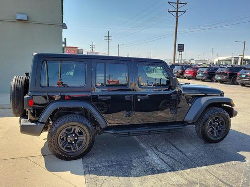 2022 Jeep Wrangler Unlimited Sport