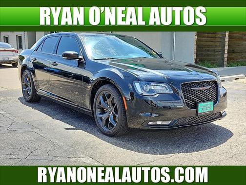 2022 Chrysler 300 S