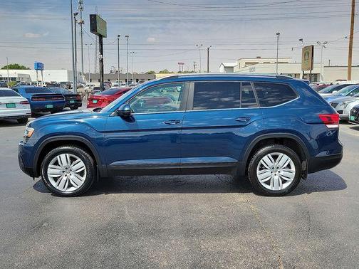 Blue 2019 Volkswagen Atlas 3.6L SE w/Technology