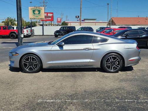 2022 Ford Mustang EcoBoost Premium
