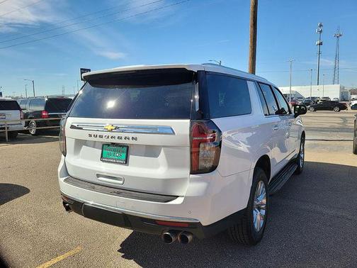 2023 Chevrolet Suburban Premier