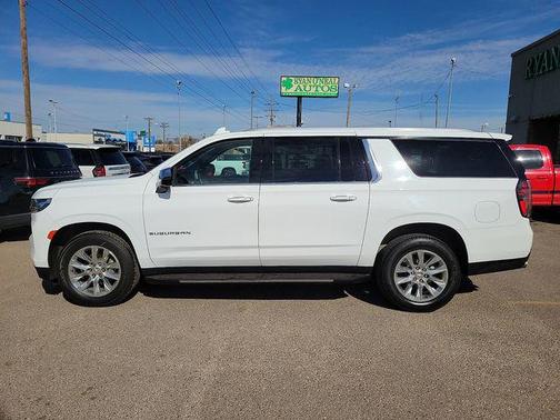 2023 Chevrolet Suburban Premier