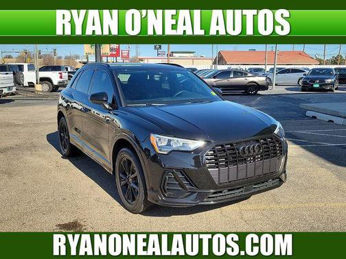 2022 Audi Q3 45 S line Premium