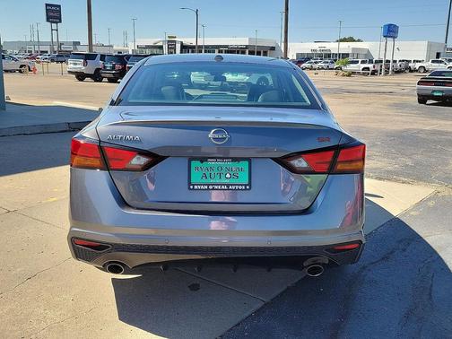 2024 Nissan Altima SR FWD