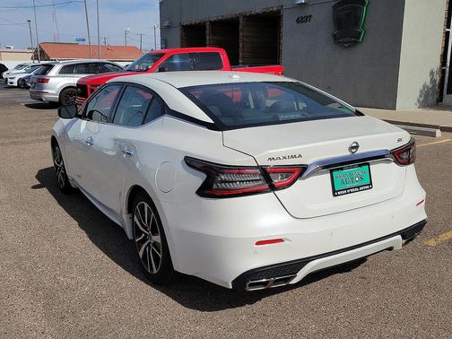 2023 Nissan Maxima SV Xtronic CVT