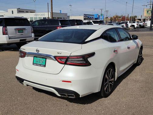 2023 Nissan Maxima SV