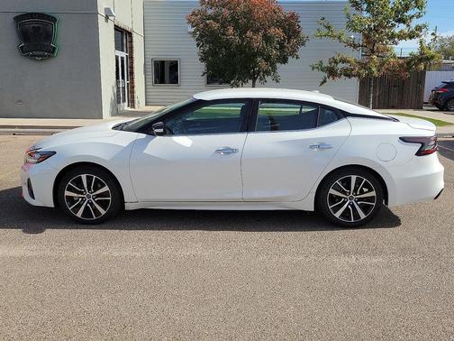 2023 Nissan Maxima SV Xtronic CVT