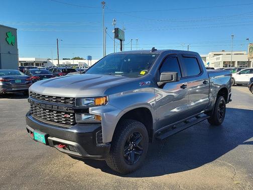 2022 Chevrolet Silverado 1500 Custom Trail Boss