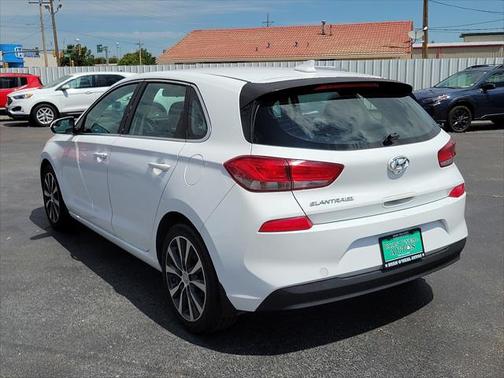 2020 Hyundai Elantra GT Base
