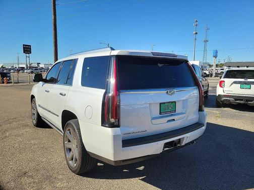 2016 Cadillac Escalade Platinum