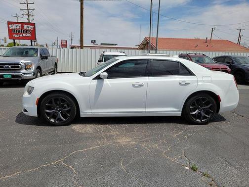Bright White Clearcoat 2023 Chrysler 300 S