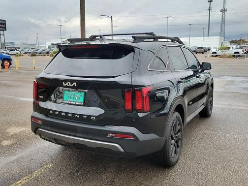 2022 Kia Sorento S