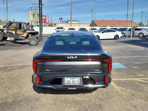 2025 Kia K4 GT-Line