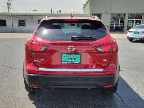 Palatial Ruby 2017 Nissan Rogue Sport SL