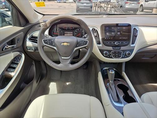 2020 Chevrolet Malibu FWD LT